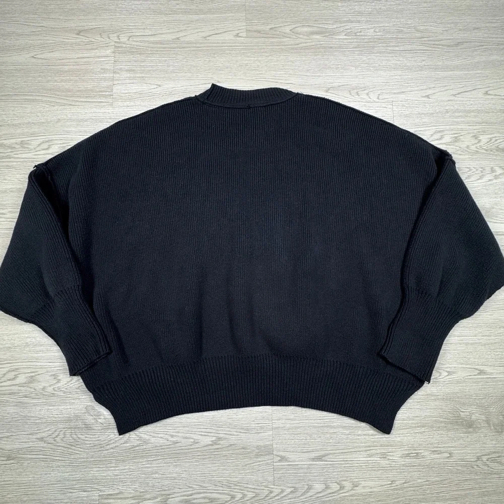 Free People Womens Small Sweater‎ Ribbed Knit Oversized Pullover Black Crew Neck